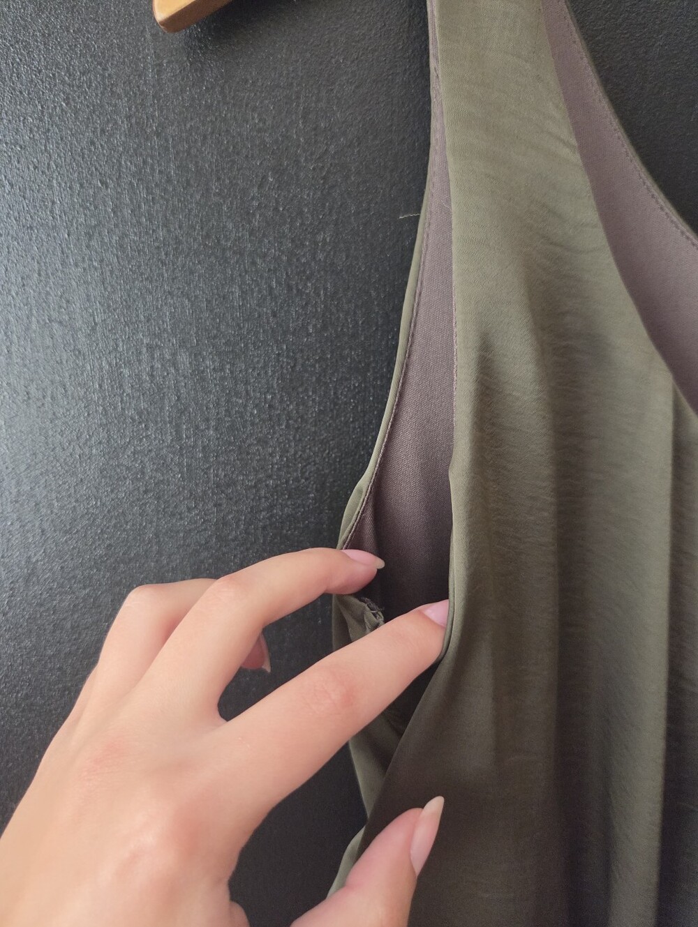 Women's City Triangles Olive Green Pleated Scoop Dress ~ Size Medium - Picture 5 of 9